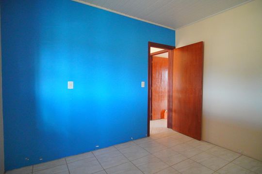 Quarto 2 de casa à venda com 2 quartos, 180m² em Vicentina, São Leopoldo