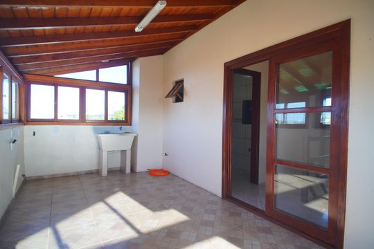 Área de Serviço de casa à venda com 2 quartos, 180m² em Vicentina, São Leopoldo