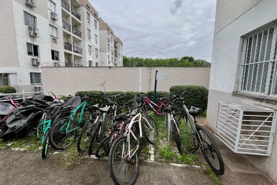 Área comum de apartamento para alugar com 2 quartos, 45m² em Taquara, Rio de Janeiro