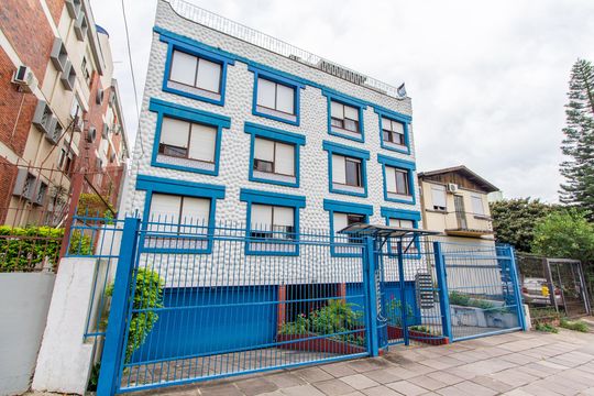 Fachada de casa de condomínio à venda com 3 quartos, 127m² em Cristo Redentor, Porto Alegre