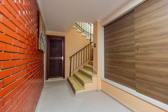 Área externa de casa de condomínio à venda com 3 quartos, 127m² em Cristo Redentor, Porto Alegre