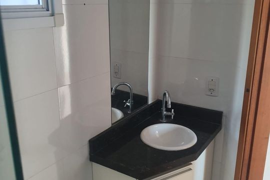 Apartamento à venda com 2 quartos, 40m² em Jardim Utinga, Santo André