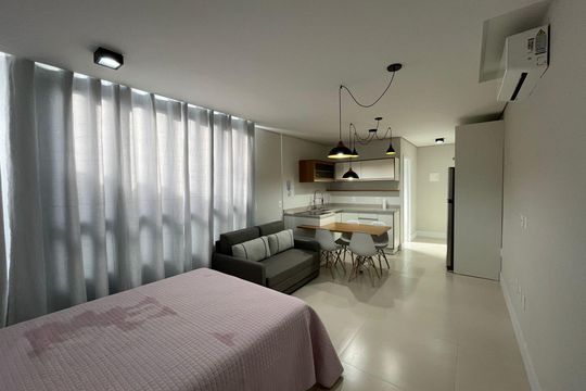 Sala/Quarto de apartamento para alugar com 1 quarto, 31m² em Santo Antonio de Lisboa, Florianópolis