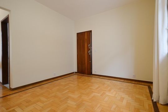 Sala de Estar de apartamento para alugar com 3 quartos, 99m² em Sion, Belo Horizonte