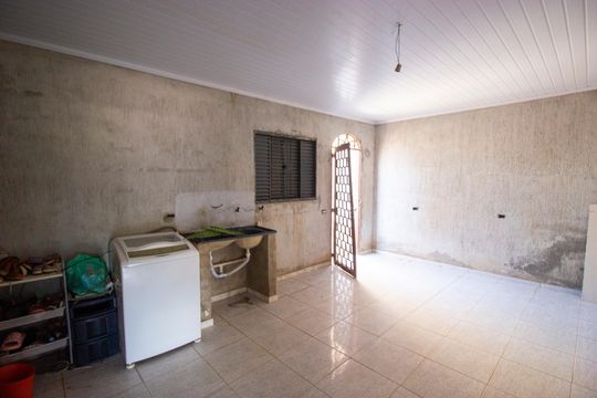 Área de serviço de casa à venda com 6 quartos, 270m² em  Taguatinga, Brasília