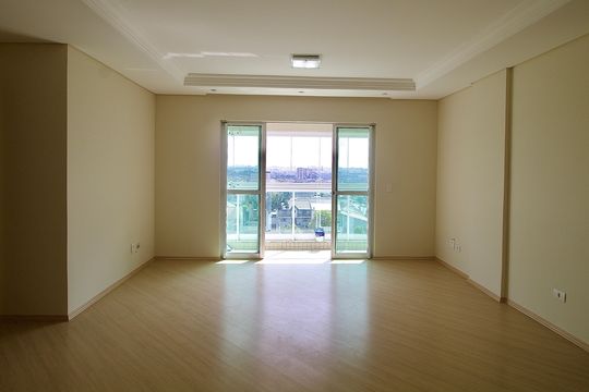 Apartamento à venda com 3 quartos, 150m² em Capão da Imbuia, Curitiba