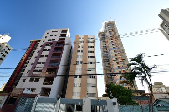 Fachada do Prédio de apartamento à venda com 2 quartos, 65m² em Cambuí, Campinas