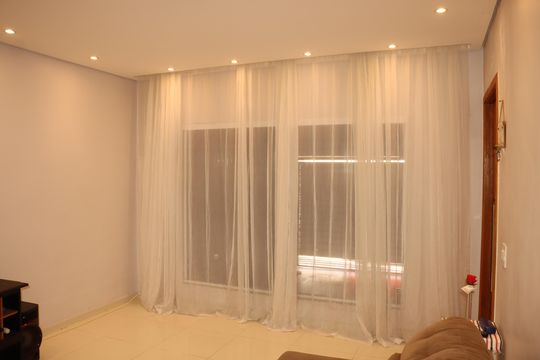 Casa para alugar com 2 quartos, 149m² em Vila Cleonice, São Paulo