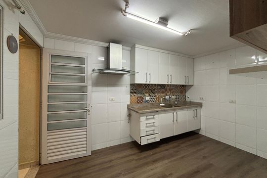 Cozinha de casa para alugar com 3 quartos, 120m² em Vila Madalena, São Paulo
