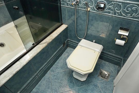 Banheiro da Suíte de apartamento à venda com 4 quartos, 156m² em Centro, Belo Horizonte