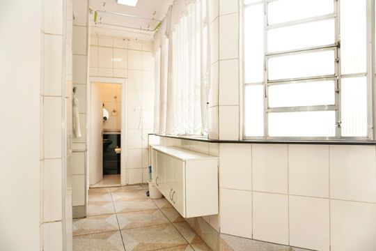 Cozinha e Área de Serviço de apartamento à venda com 4 quartos, 156m² em Centro, Belo Horizonte