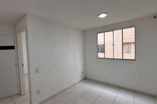Apartamento para alugar com 2 quartos, 39m² em Bairro Jardim Petrópolis , Cotia
