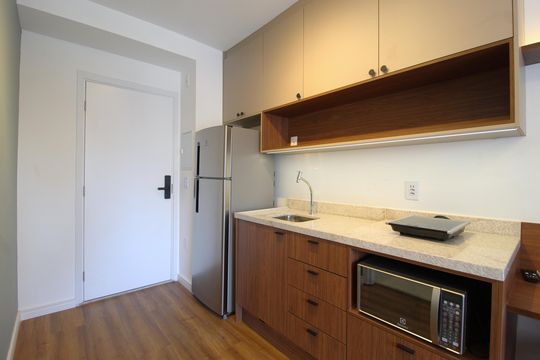 Cozinha de kitnet/studio para alugar com 1 quarto, 25m² em Vila Olímpia, São Paulo
