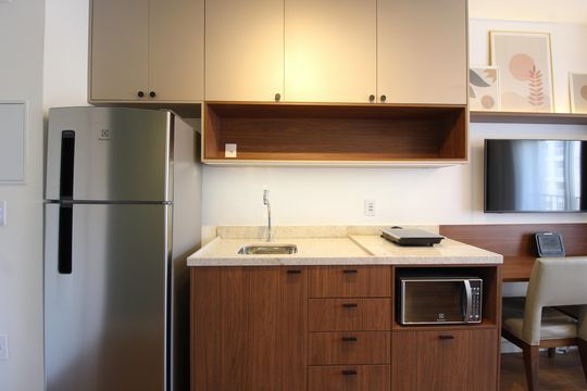 Cozinha de kitnet/studio para alugar com 1 quarto, 25m² em Vila Olímpia, São Paulo