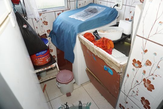Lavanderia de apartamento para alugar com 2 quartos, 60m² em Parque Pirajussara, Embu das Artes