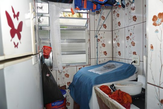Lavanderia de apartamento para alugar com 2 quartos, 60m² em Parque Pirajussara, Embu das Artes