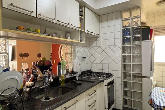 Cozinha de apartamento à venda com 3 quartos, 73m² em Retiro, Jundiaí
