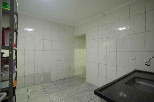 Cozinha de casa para alugar com 2 quartos, 60m² em Vila Palmares, Santo André