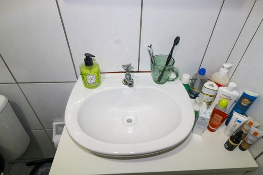 Banheiro de apartamento à venda com 2 quartos, 44m² em Parque Erasmo Assunção, Santo André