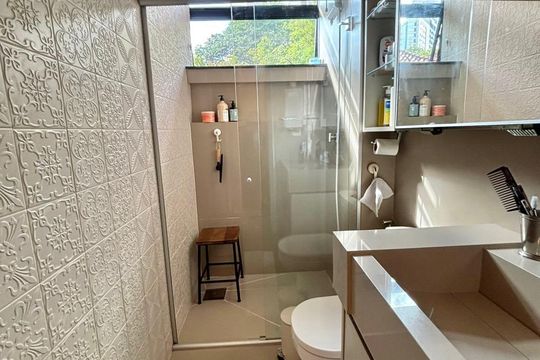 Banheiro de kitnet/studio à venda com 1 quarto, 32m² em Centro, Belo Horizonte