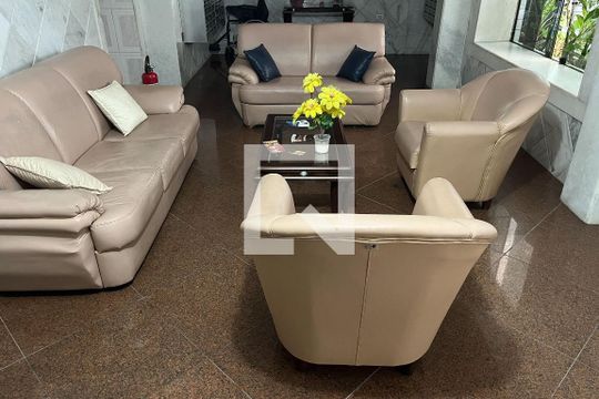 Apartamento para alugar com 2 quartos, 56m² em Gonzaga, Santos
