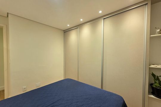 Quarto 2 de apartamento à venda com 2 quartos, 54m² em Parque Sao Vicente, Santo André