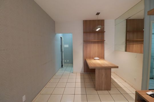 SALA de apartamento para alugar com 3 quartos, 70m² em Subsetor Leste - 8 (l-8), Ribeirão Preto