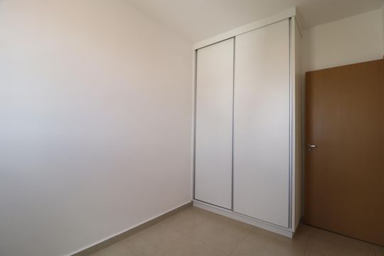 Quarto 1 de apartamento para alugar com 2 quartos, 55m² em Aclimação, Uberlândia