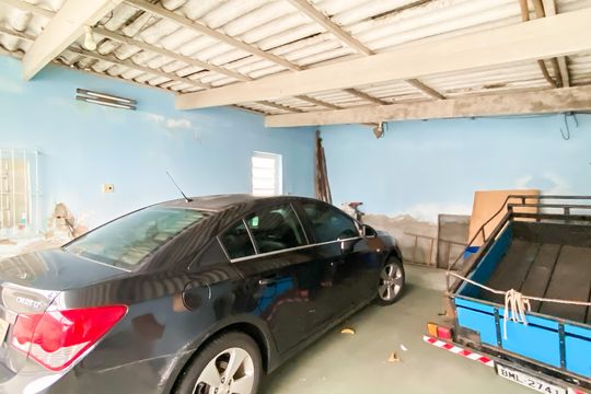 Garagem  de casa à venda com 4 quartos, 297m² em Vila Araguaia, São Paulo