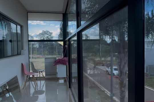 Varanda de casa de condomínio para alugar com 4 quartos, 335m² em Condomínio Residencial Gaudi, Anápolis