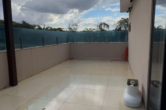 Área externa de casa de condomínio para alugar com 4 quartos, 335m² em Condomínio Residencial Gaudi, Anápolis