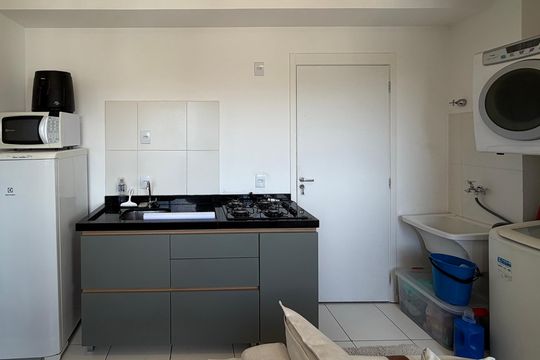 Apartamento para alugar com 2 quartos, 34m² em Vila Sul Americana, Carapicuíba
