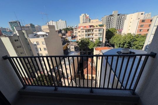 Varanda de kitnet/studio para alugar com 1 quarto, 19m² em Bela Vista, São Paulo