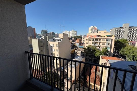 Varanda de kitnet/studio para alugar com 1 quarto, 19m² em Bela Vista, São Paulo