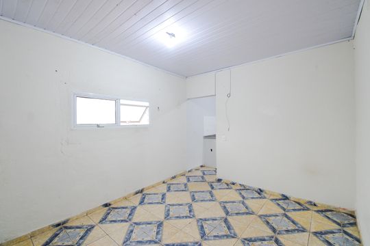 Quarto de casa para alugar com 1 quarto, 30m² em São João, Guarulhos