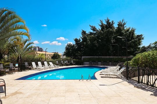 Piscina de apartamento para alugar com 2 quartos, 80m² em Cambuci, São Paulo