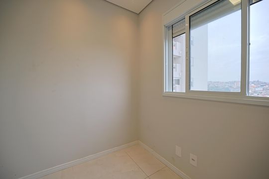 Quarto 1 de apartamento para alugar com 2 quartos, 43m² em Jardim Maringa, São Paulo
