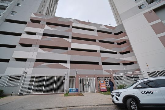 Fachada de apartamento para alugar com 2 quartos, 43m² em Jardim Maringa, São Paulo