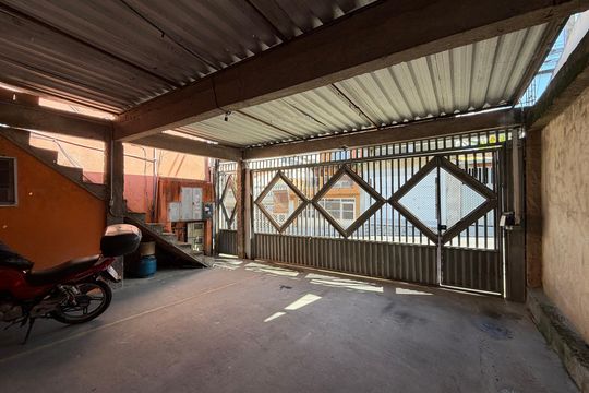 Garagem de casa para alugar com 3 quartos, 90m² em Alvarenga, São Bernardo do Campo