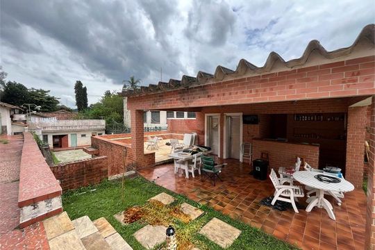 Casa à venda com 3 quartos, 1250m² em Jardim Virginia Bianca, São Paulo