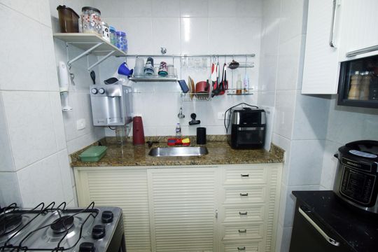 Cozinha de apartamento à venda com 3 quartos, 115m² em Argentino, Rio de Janeiro