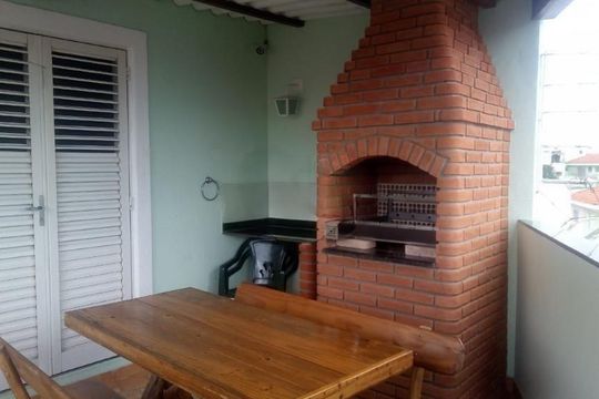 Casa à venda com 3 quartos, 220m² em Vila Basileia, São Paulo