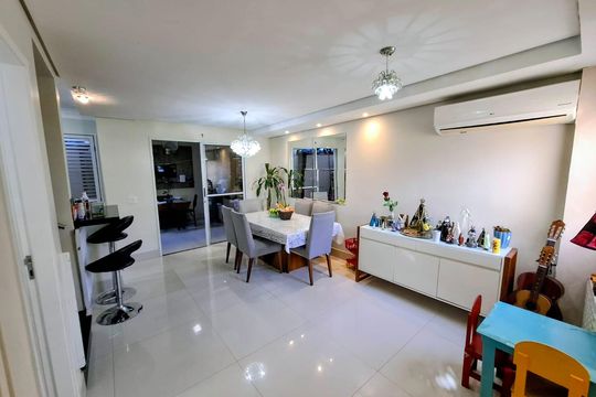 Sala de casa de condomínio à venda com 3 quartos, 78m² em Parque Imperador, Campinas