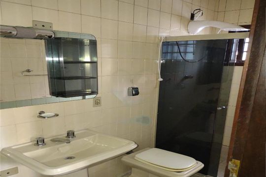 Casa à venda com 3 quartos, 255m² em Jardim Vazani, São Paulo