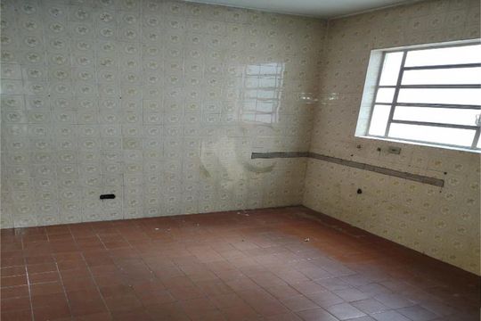 Casa à venda com 3 quartos, 255m² em Jardim Vazani, São Paulo
