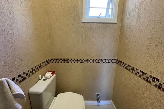 Lavabo de casa à venda com 4 quartos, 202m² em Boa Vista, Novo Hamburgo