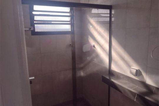 Casa à venda com 3 quartos, 270m² em Vila Constança, São Paulo