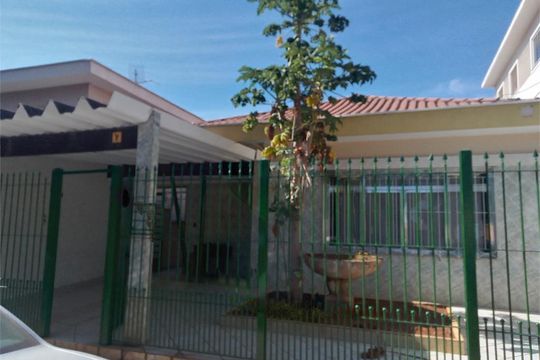 Casa à venda com 3 quartos, 157m² em Parque Vitoria, São Paulo