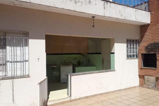 Casa à venda com 3 quartos, 172m² em Santa Teresinha, São Paulo
