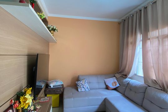 Sala de casa à venda com 3 quartos, 200m² em Jardim Roberto, Osasco
